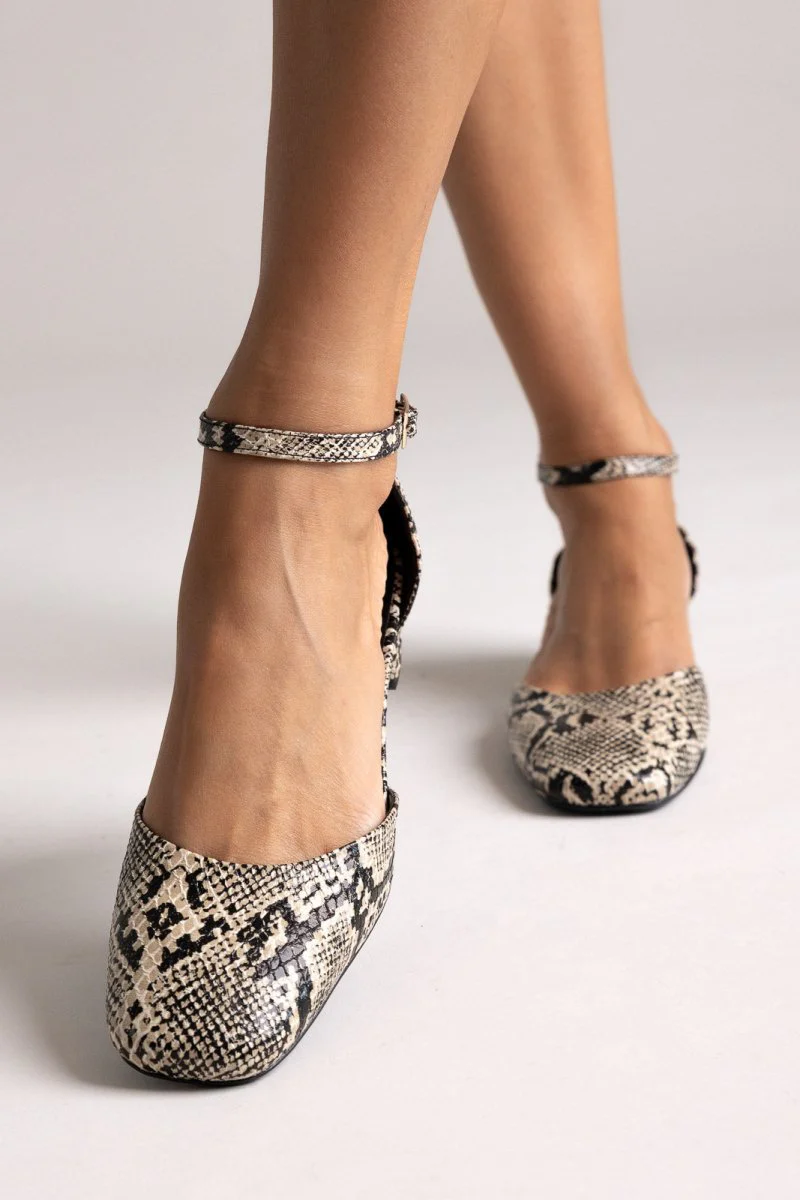 Μπαλαρίνες με μπαρέτα - Ιβουάρ Μαύρο Snake Print - Image 6