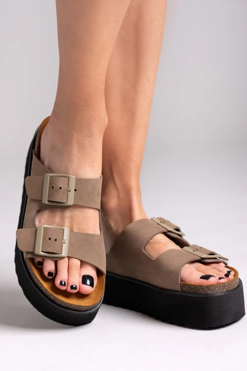 Σανδάλια flatforms nubuck - Λαδί - Image 6