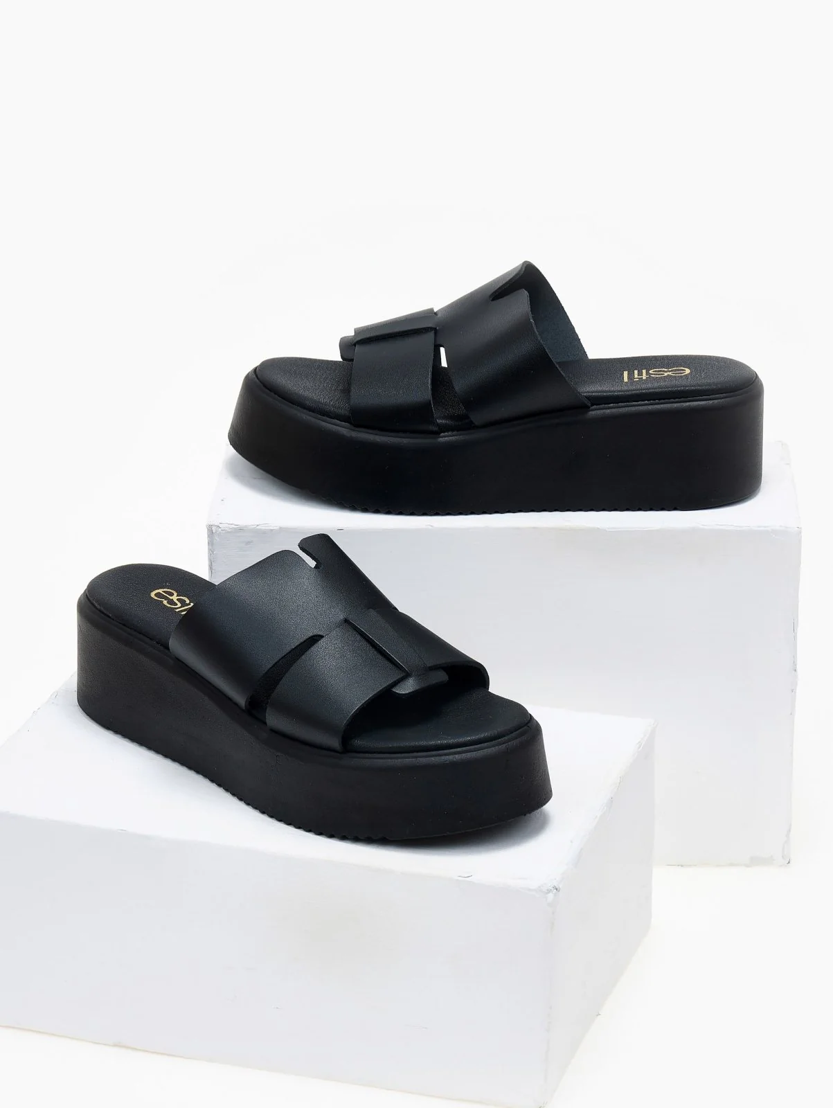 Δερμάτινα σανδάλια flatform με τρουκς - Μαύρο - Image 2
