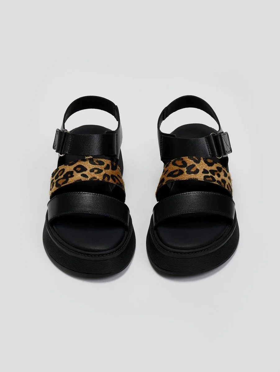 Δερμάτινα flatform με velcro - Μαύρο - Image 5