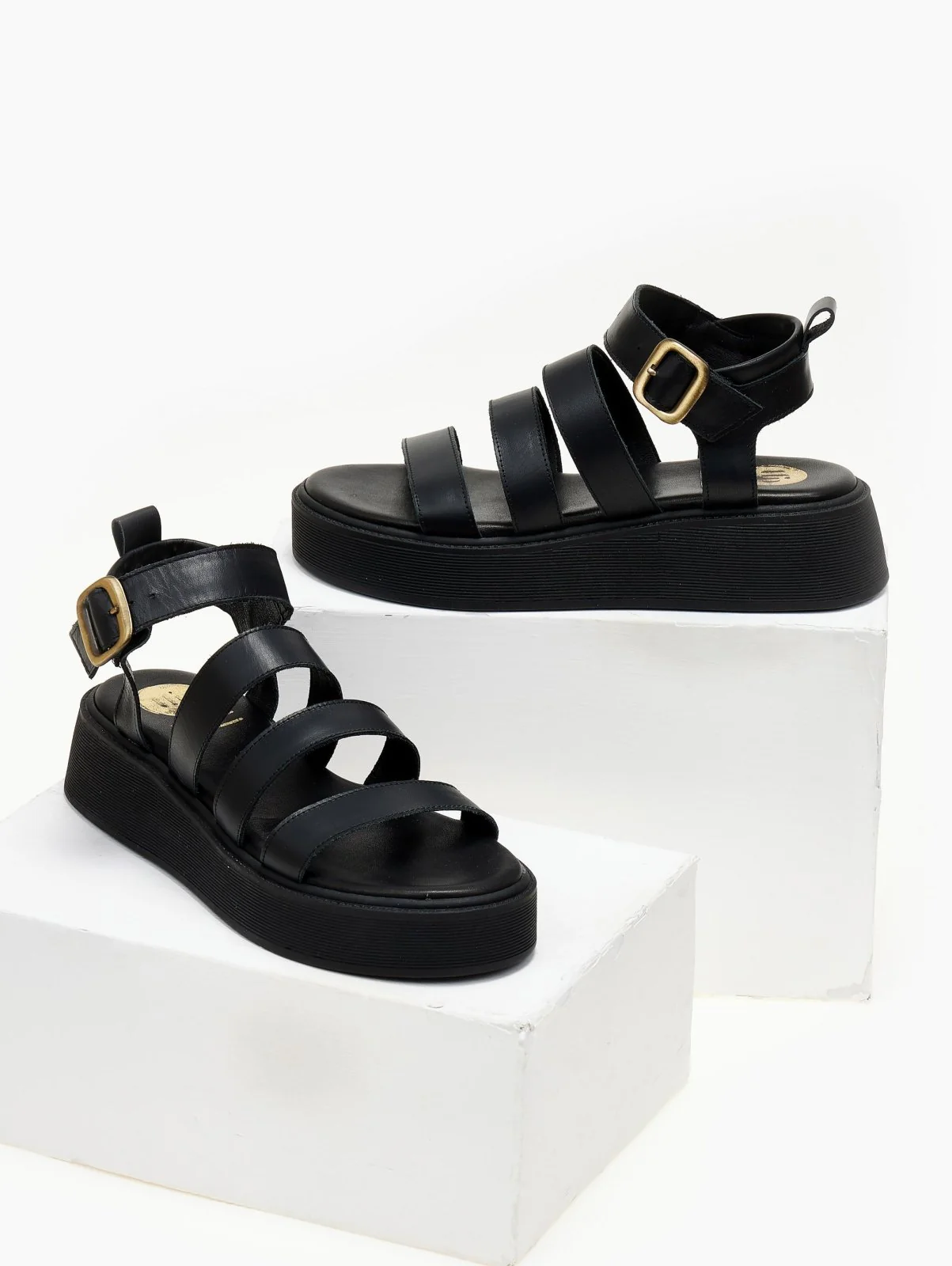 Σανδάλια flatform με λουράκια - Μαύρο - Image 2