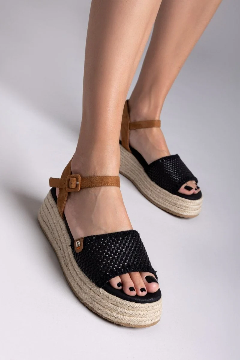 Flatform σανδάλια με πλεκτό σχέδιο - Μαύρο - Image 8