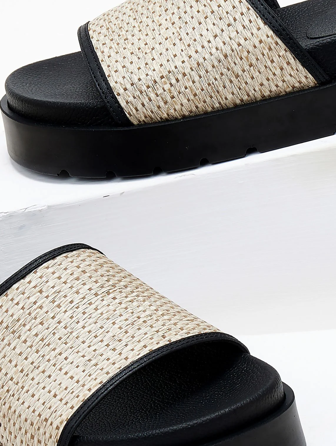 Σανδάλια Flatform με λουρί από ψάθα - Μπεζ - Image 3