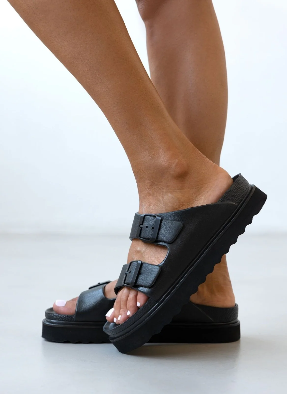 Παντόφλες Flatform - Μαύρο - Image 10