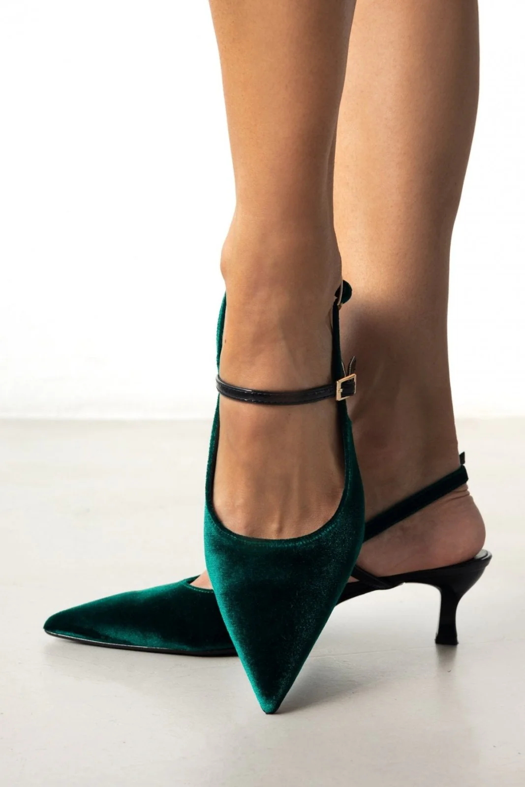 Βελούδινες Μυτερές Γόβες Slingback - Κυπαρισσί - Image 5