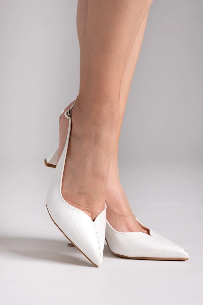 Γόβες μυτερές slingback - Λευκό Πέρλα - Image 9
