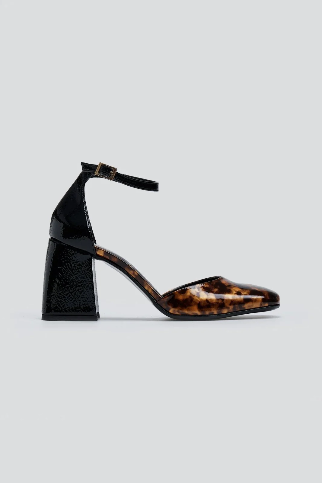 Λουστρίνι γόβες με Tortoise Print - Κάμελ