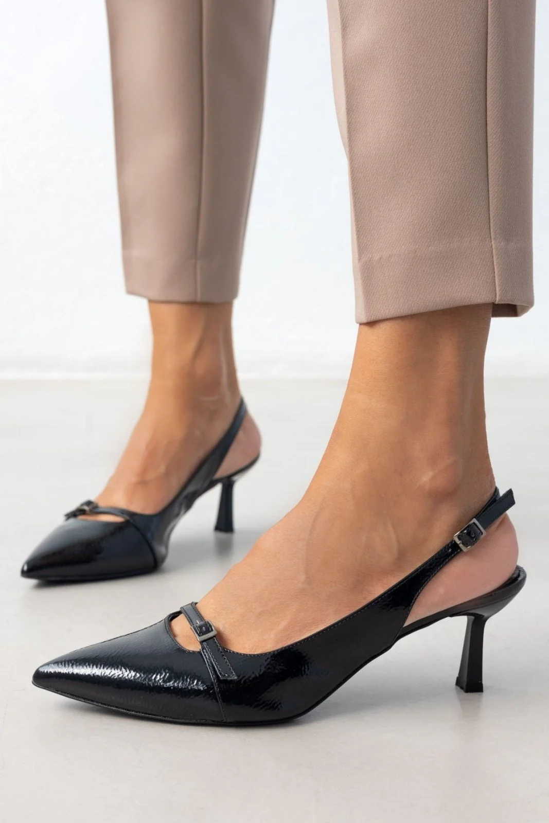 Λουστρίνι Γόβες Slingback - Μαύρο - Image 8