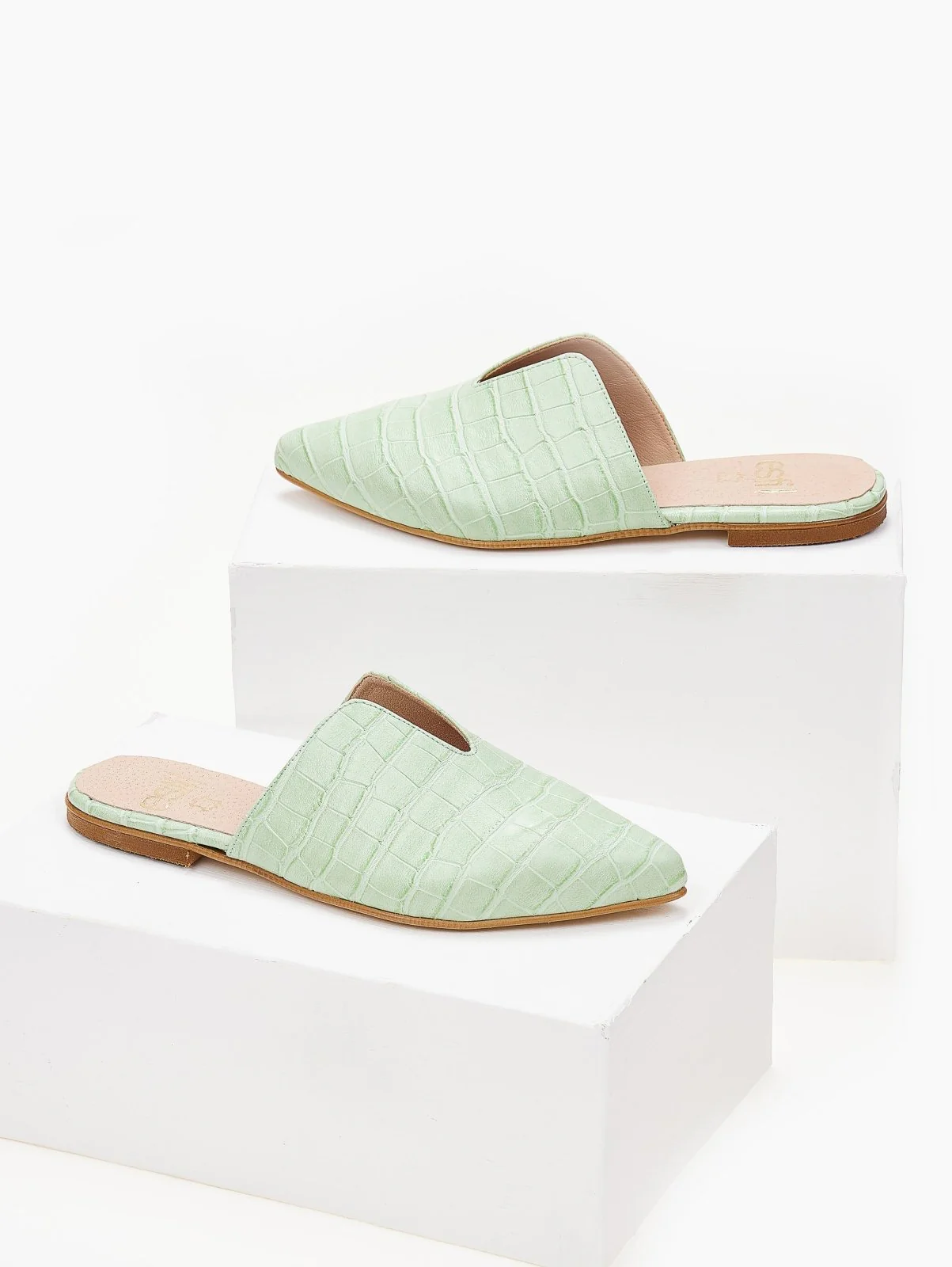 Μυτερά Mules - Μαύρο - Image 5