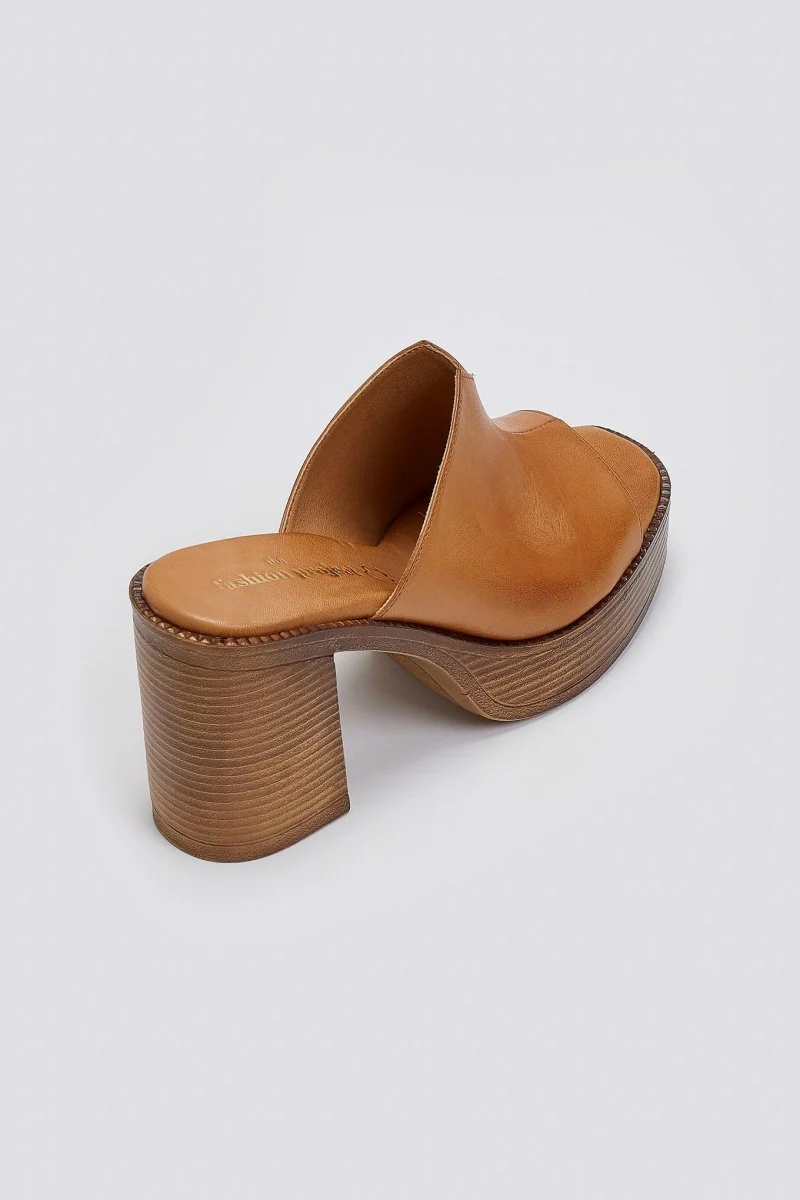 Δερμάτινα Mules με φαρδιά φάσα - Ταμπά - Image 5
