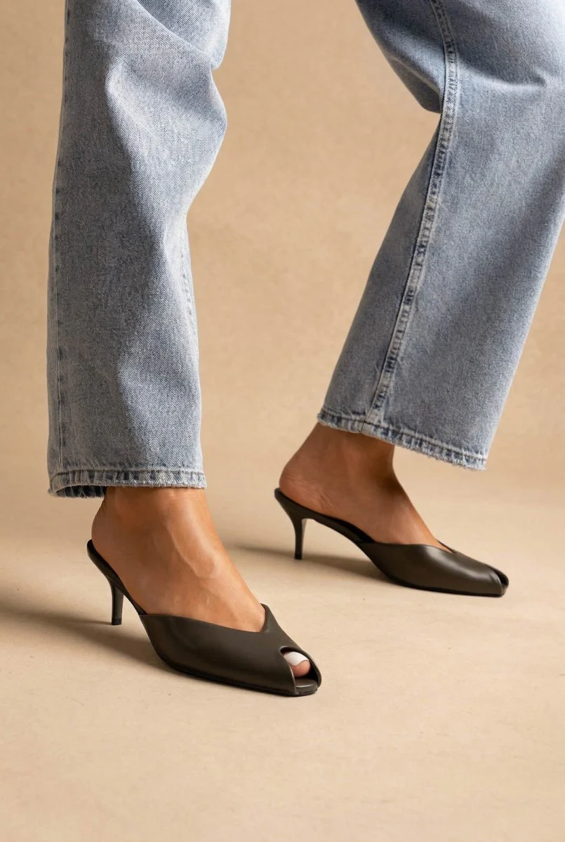  Peep Toe Mules Kitten Heel - Λαδί Ματ