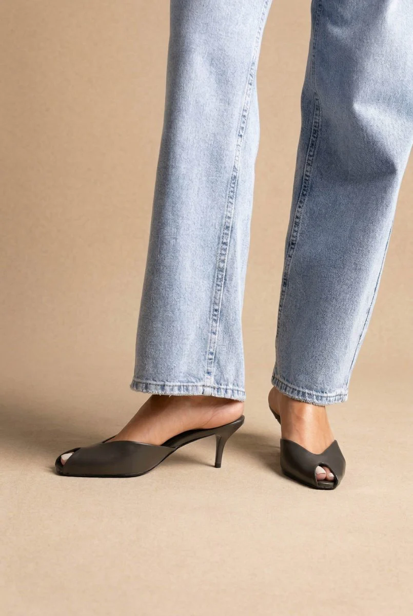  Peep Toe Mules Kitten Heel - Λαδί Ματ - Image 3