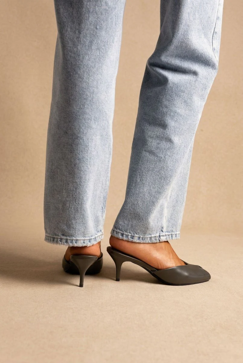  Peep Toe Mules Kitten Heel - Λαδί Ματ - Image 4