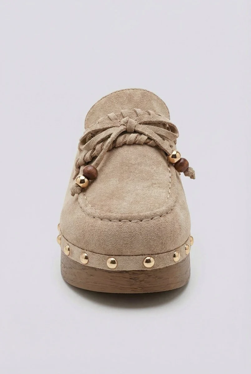 Clogs με Μεταλλικά Τρουκς - Μπεζ Σουέντ - Image 6