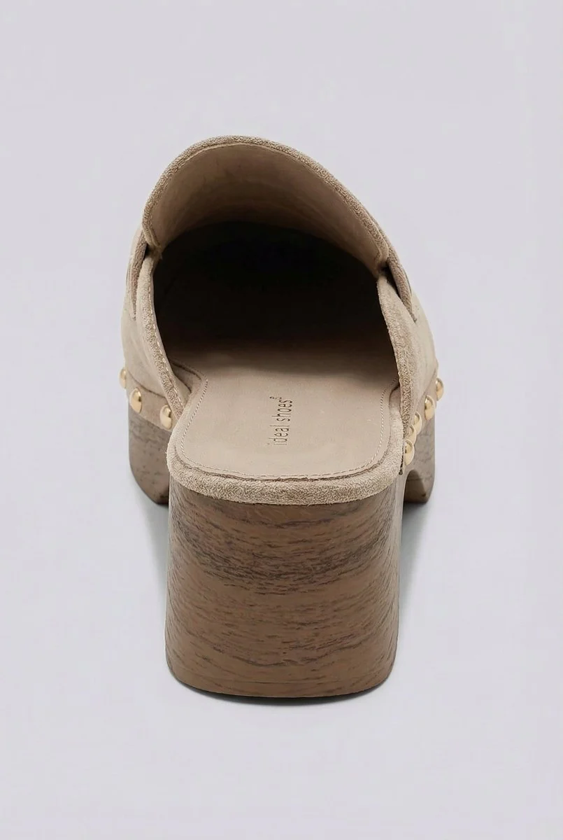 Clogs με μεταλλικά τρουκς - Μπεζ σουέντ - Image 7