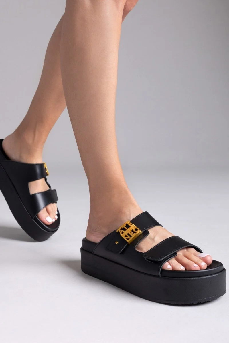 Δερμάτινα σανδάλια flatform- Μαύρο