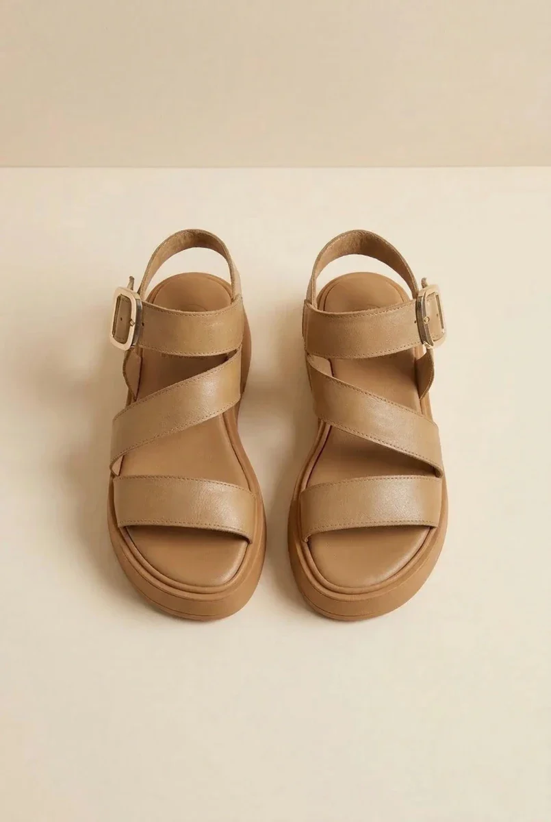 Δερμάτινα σανδάλια flatform - Μπεζ - Image 4