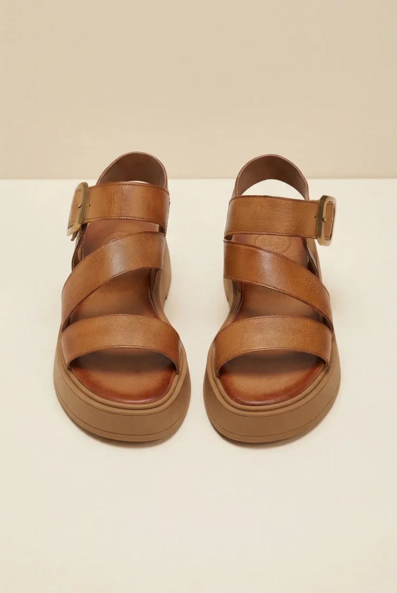 Δερμάτινα σανδάλια flatform - Ταμπά - Image 4