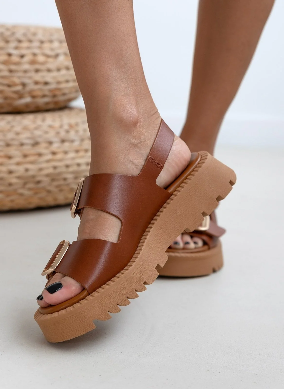 Δερμάτινα σανδάλια με λουράκι Velcro - Ταμπά - Image 6