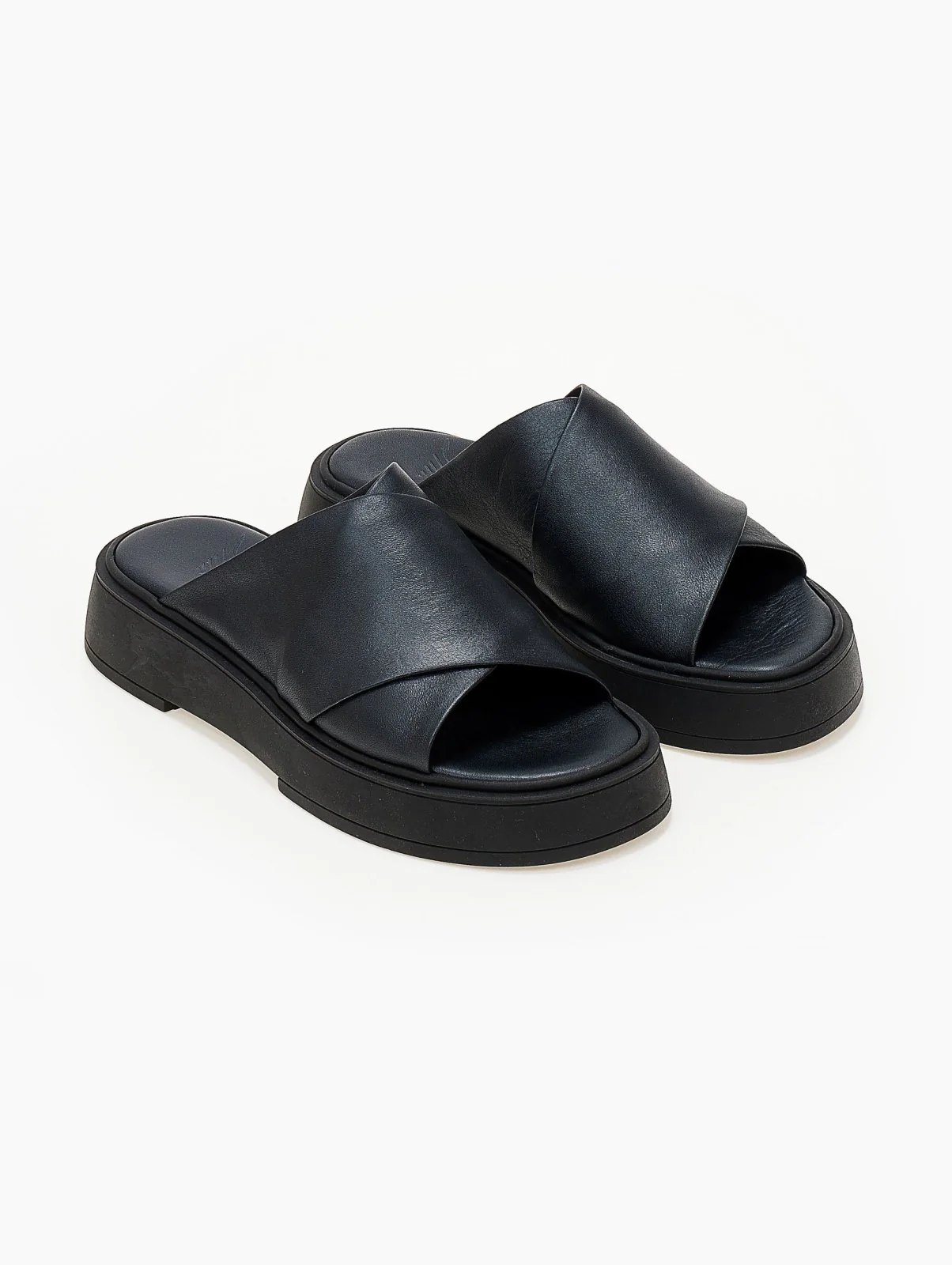 Δερμάτινα σανδάλια flatform χιαστί - Μαύρο - Image 3