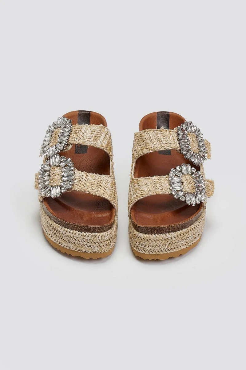 Flatform σανδάλια με διακοσμητικές αγκράφες - Μπεζ - Image 2