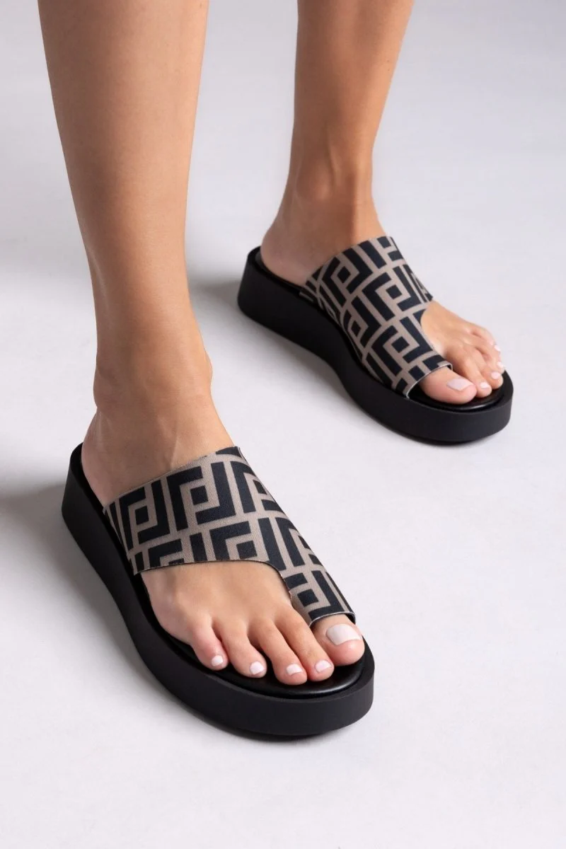 Flatform Σανδάλια με Print - Τάουπε - Image 5