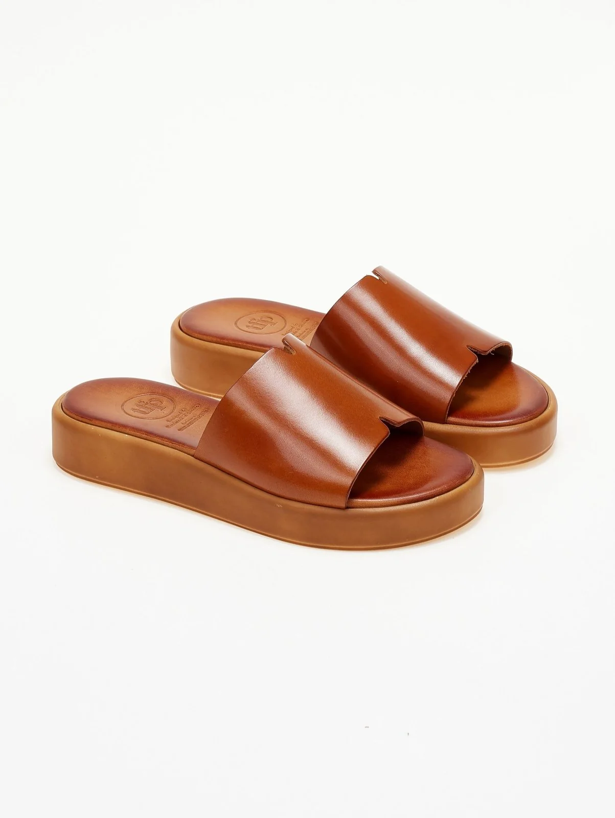 Δερμάτινα σανδάλια flatform - Ταμπά - Image 7