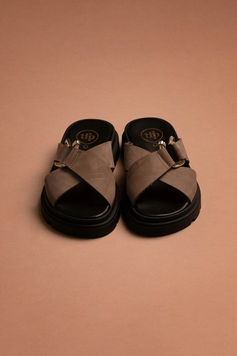 Σανδάλια flatforms δερμάτινα nubuck - Τάουπε - Image 3