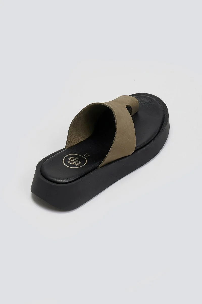 Σανδάλια nubuck με ασύμμετρη φάσα - χακί - Image 6