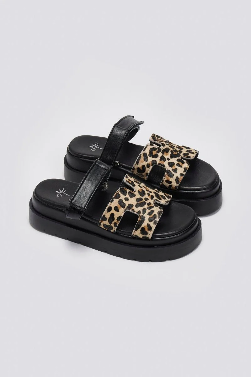 Σανδάλια flatform με animal print- λεοπάρ - Image 4