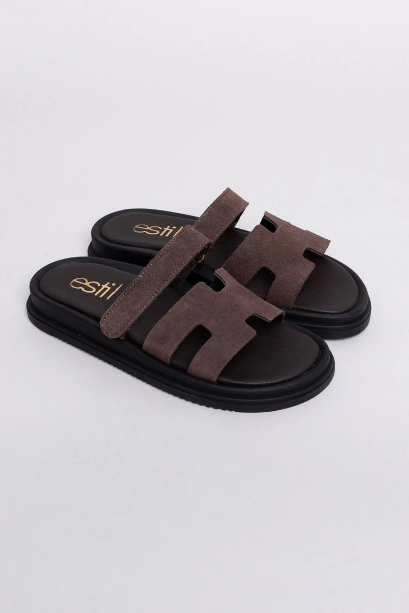 Σουέντ σανδάλια με velcro- Καφέ - Image 7
