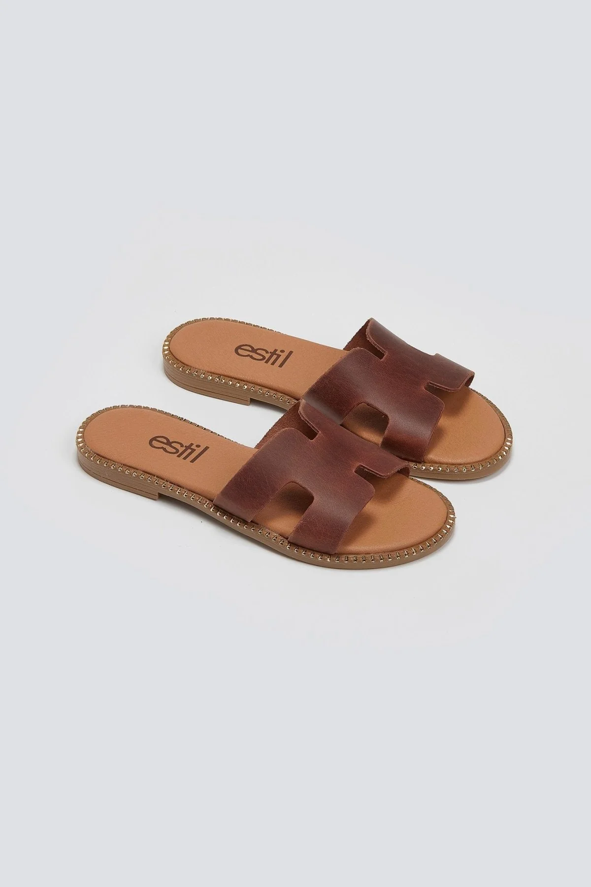 Σανδάλια nubuck με κοψίματα - Ταμπά - Image 3