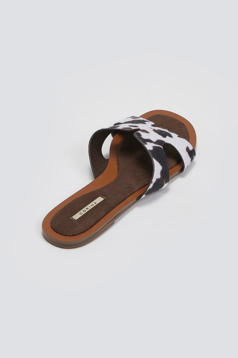 Σανδάλια ponyskin με print Corina - Καφέ - Image 4