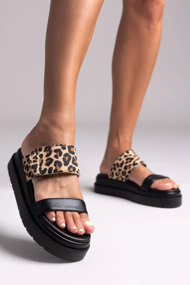 Σανδάλια με animal print - λεοπάρ - Image 2