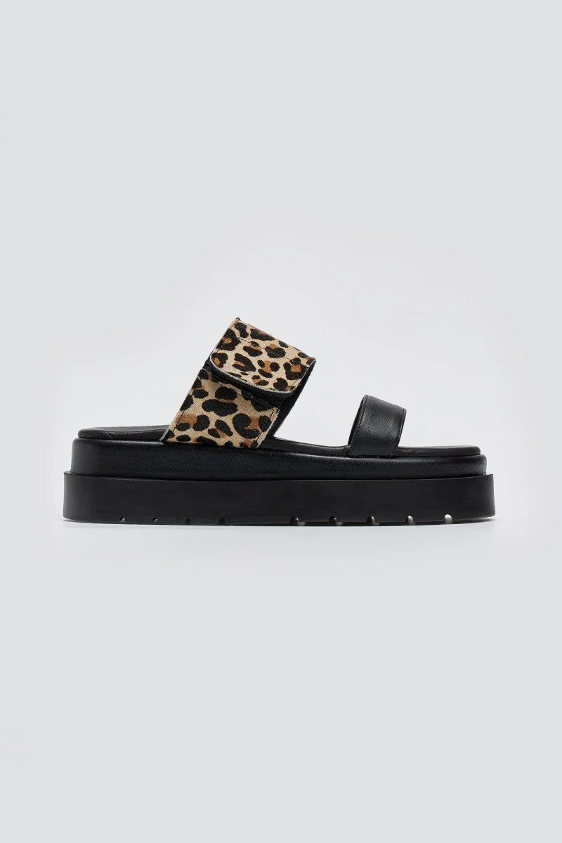 Σανδάλια με animal print - λεοπάρ - Image 8