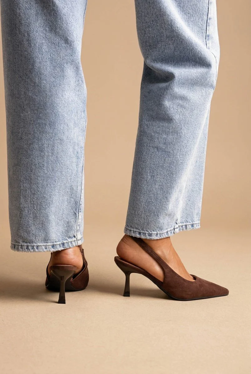 Γόβες Slingback με λεπτό τακούνι - Καφέ Σουέντ - Image 7