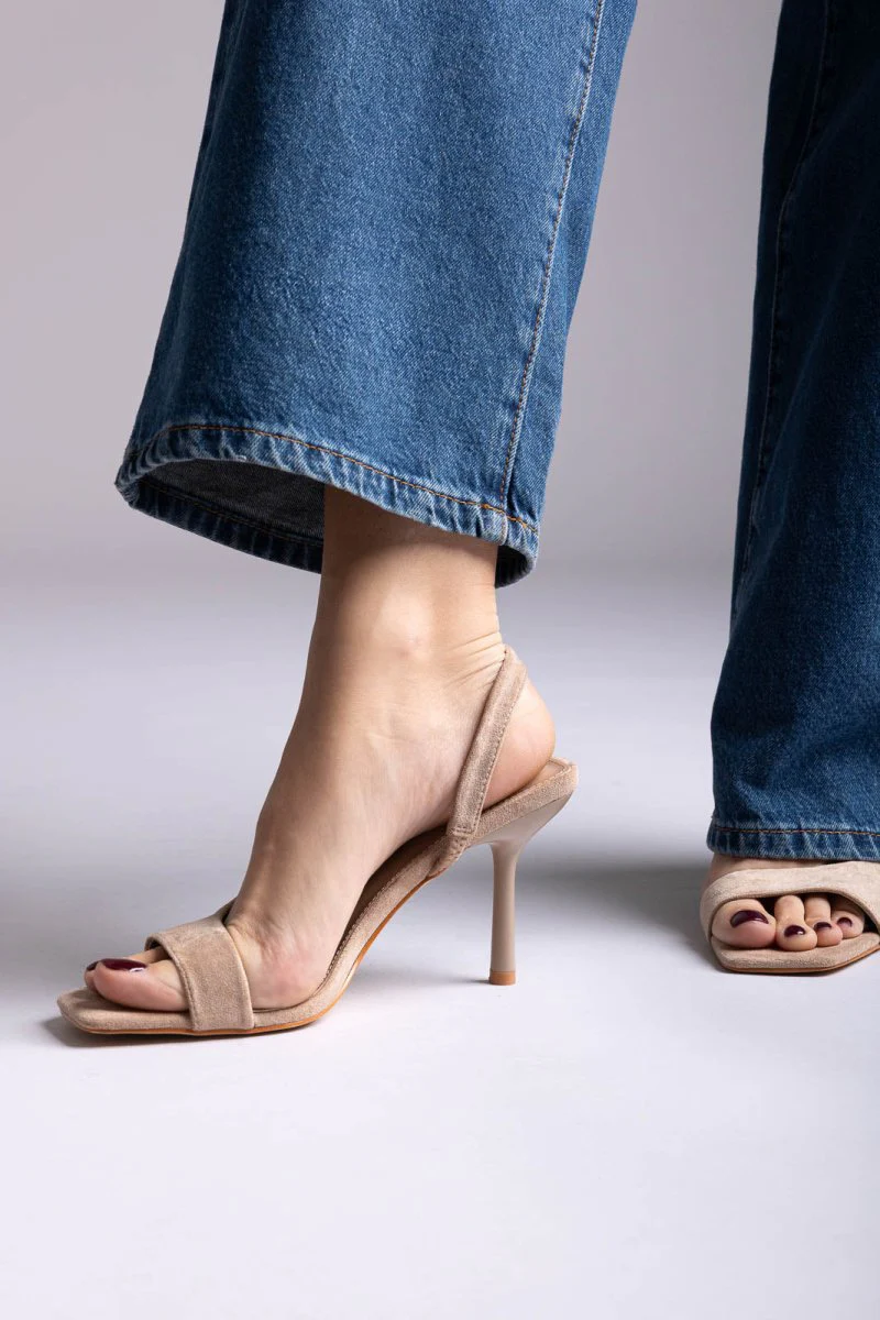 Πέδιλα Slingback με λεπτό τακούνι - Μπεζ Σουέντ - Image 3