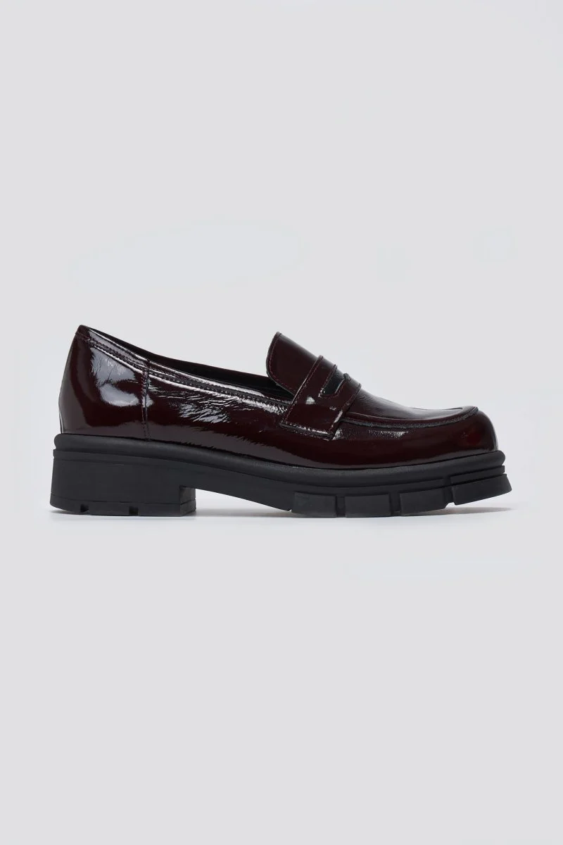 Loafers με τρακτερωτή σόλα - Μπορντώ λουστρίνι - Image 3